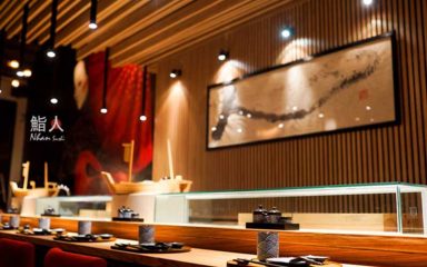 bếp nhà hàng nhân sushi bito