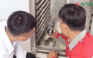 Kiểm tra van phao trước khi nấu cơm