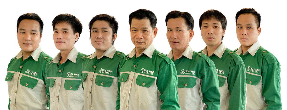 Đội ngũ kỹ thuật Hà Tiên tại xưởng sản xuất