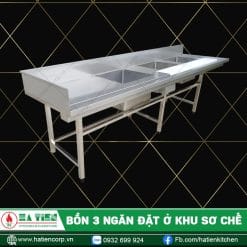 Bồn rửa 3 ngăn inox ở khu sơ chế