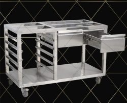 bàn inox làm bánh mặt đá