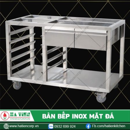 Bàn bếp inox mặt đá làm bánh