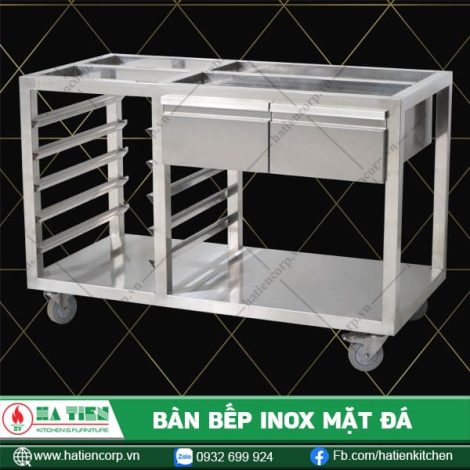 Bàn bếp inox mặt đá làm bánh