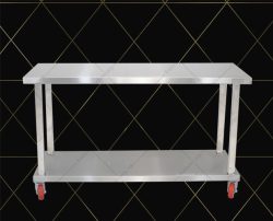 bàn inox có bánh xe