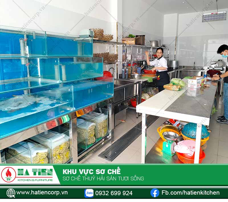 Tại nhà hàng Ruby – Thảo Vy, chất lượng các món ăn rất được chú trọng. Đặc biệt là thuỷ hải sản, có các bể chứa chuyên nghiệp để đảm bảo tươi sống.