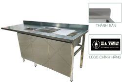 Thiết kế thành (hay còn gọi là backsplash) cao, ngăn nước và bụi bẩn