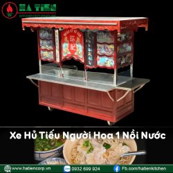 Xe bán hủ tiếu người Hoa