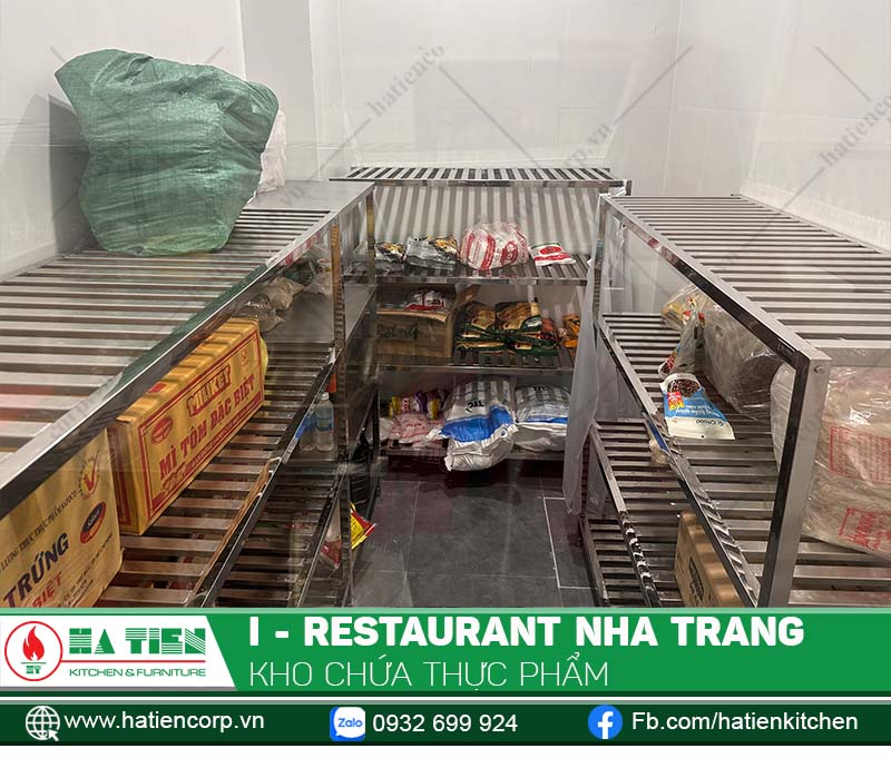 Kho bếp nhà hàng