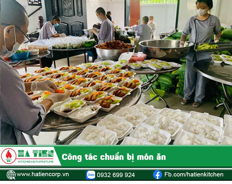 Món ăn được bày trí gọn gàng, đẹp mắt