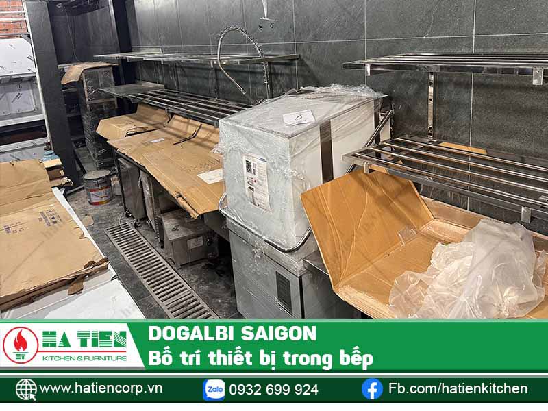 Sắp xếp thiết bị khu rửa chén