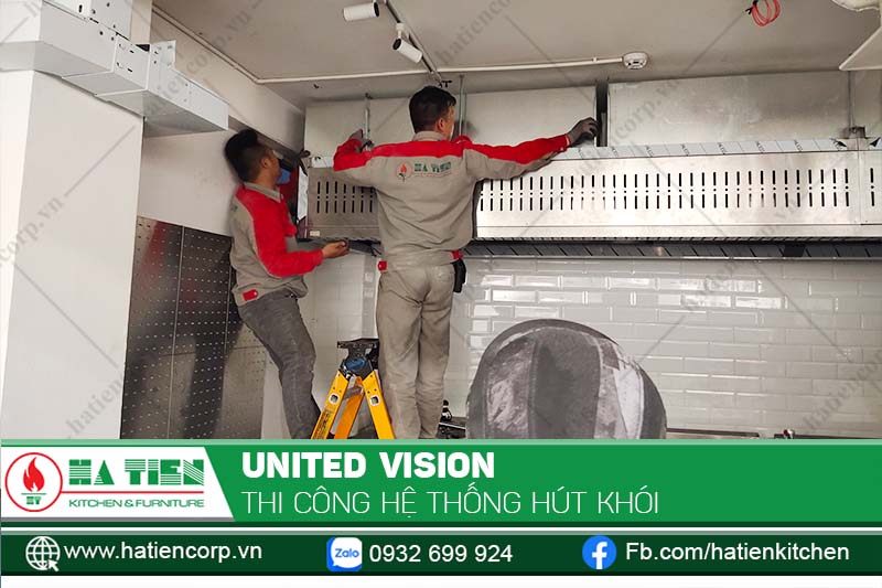 Đội kỹ thuật Hà Tiên lắp đặt chụp hút mùi tại công trình UNITED VISION