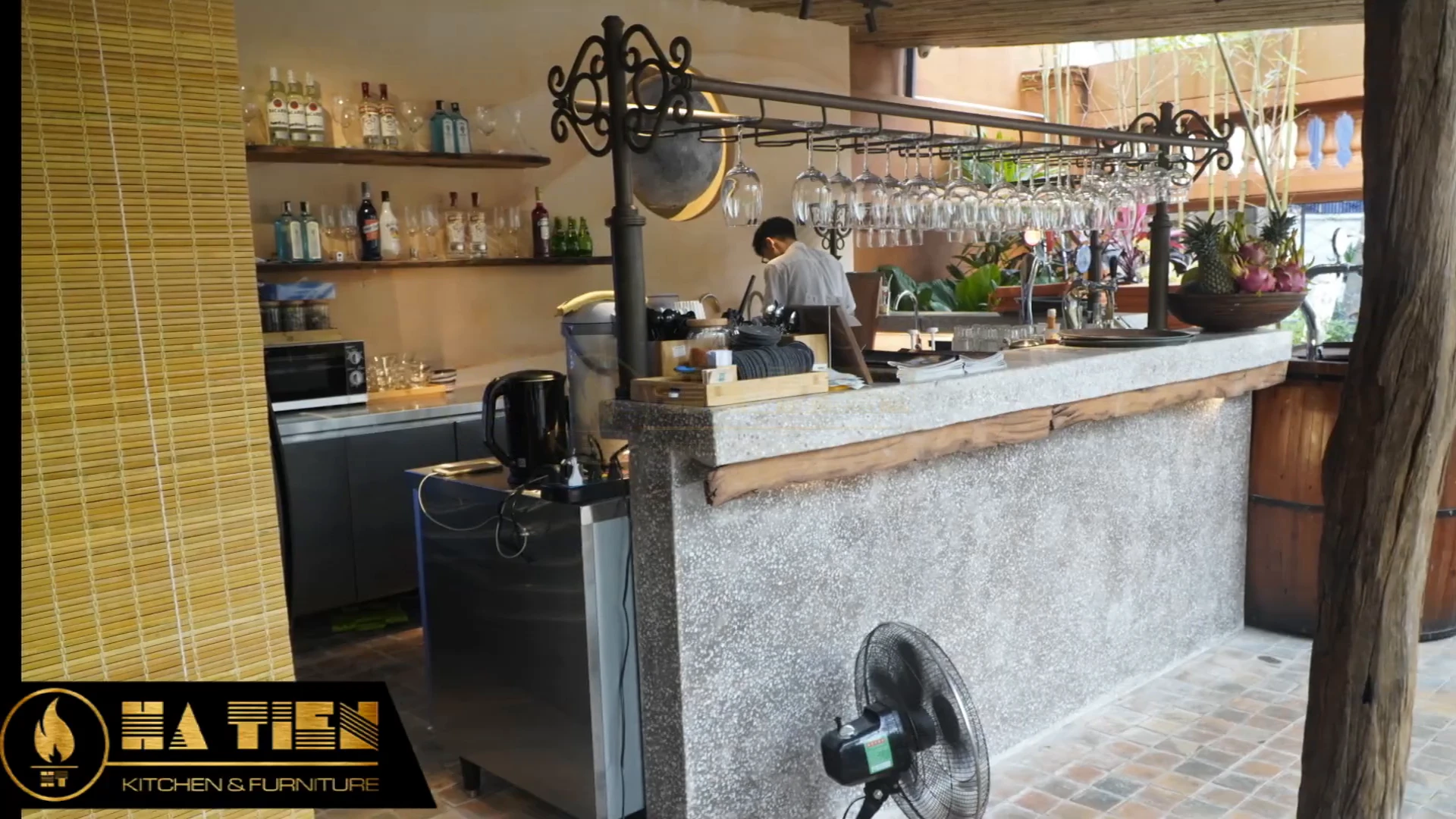 Quầy bar nhà hàng